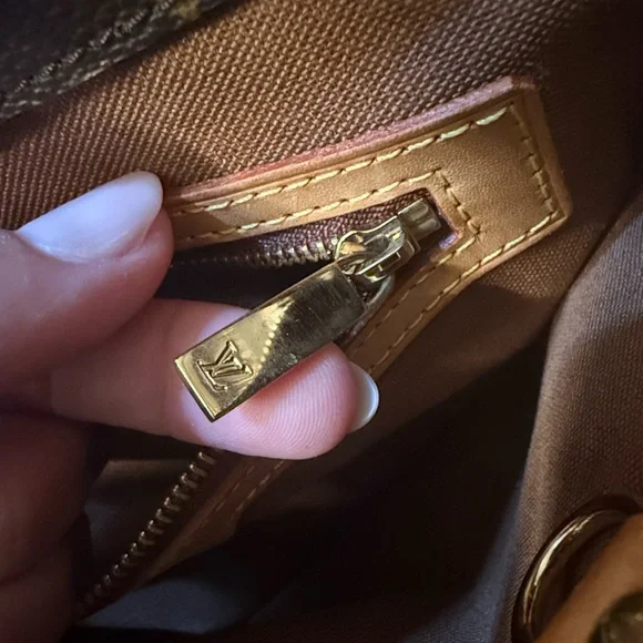 Vintage L.V. Canvas piano - Picture 11 of 14